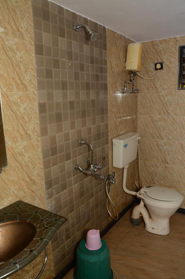 מומביי Anil Guest House מראה חיצוני תמונה