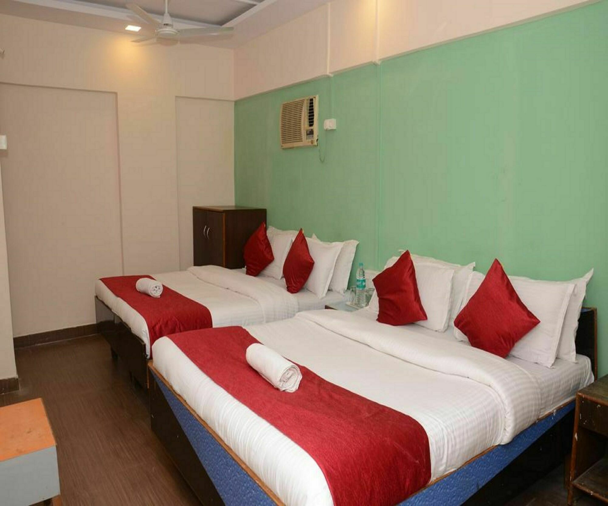 מומביי Anil Guest House מראה חיצוני תמונה